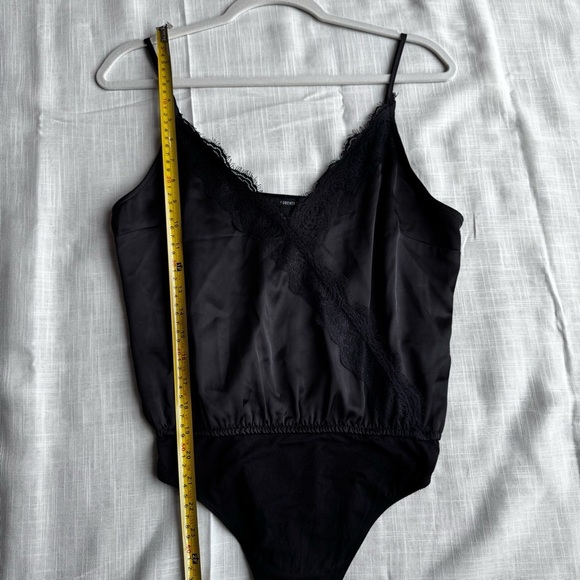 Forever 21 black lace bodysuit adjustable sleeves medium NWT goth fairy whimsy - Picture 10 of 10